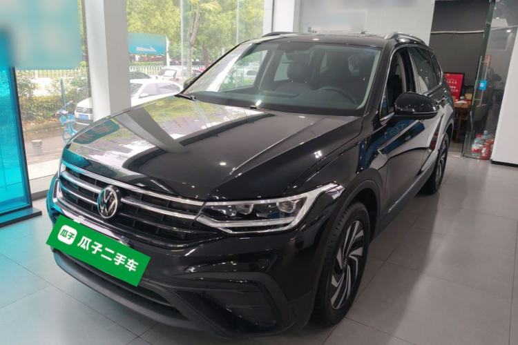 Used Volkswagen Tiguan L 2025 Model, Outstanding Version, 300TSI Automatic Two-Wheel Drive Longteng Edition