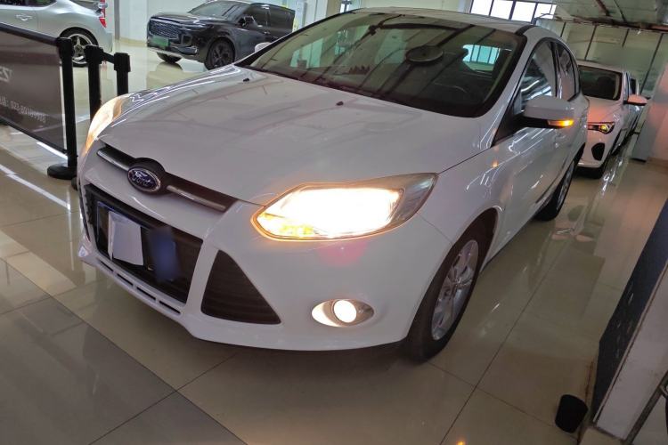Used Ford Focus 2012 Hatchback 1.6L Automatic Fashion Edition