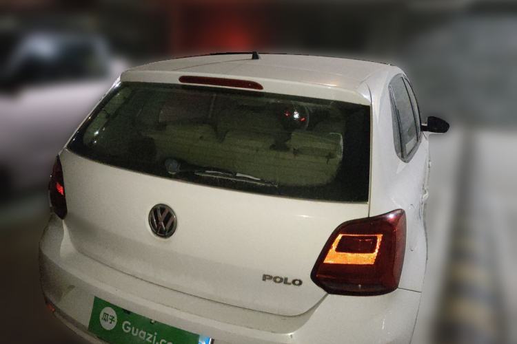 Used Volkswagen Polo 2014 1.4L Manual Fashion Edition
