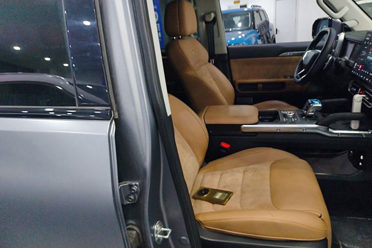 Used JETOUR Traveler 2025 2.0TD XWD Conquer+ Extended Version 7 Seats