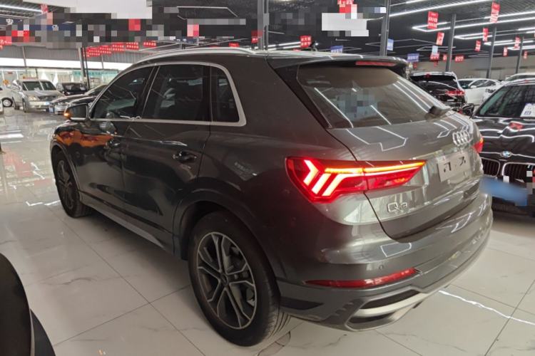 Used Audi Q3 2022 40 TFSI Fashion Dynamic Model