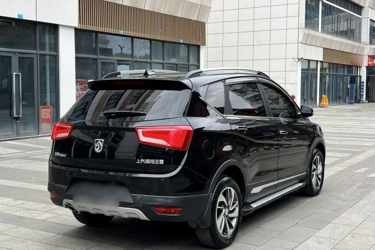 Used Baojun 560 2016 1.8L iAMT Luxury Model
