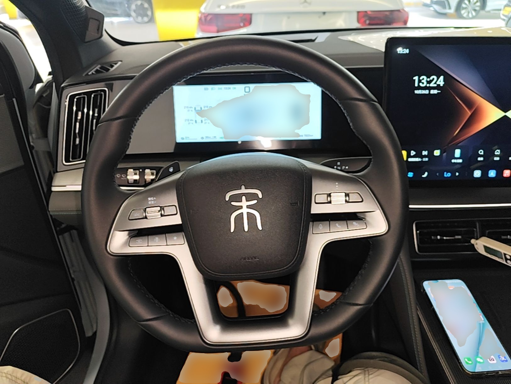 BYD Song L DM-i 2026 Model 200KM Superior Version — снимка 13