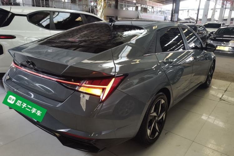 Used Hyundai Elantra 2021 1.5L CVT LUX Prestige Edition