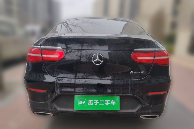 Used Mercedes-Benz GLC Coupe 2017 GLC 260 4MATIC Coupe SUV
