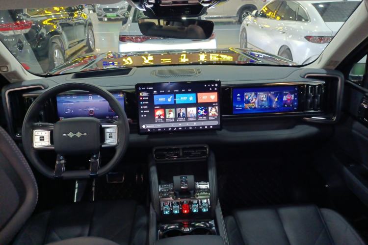 Used Formula Leopard Leopard 5 2023 Navigator Edition
