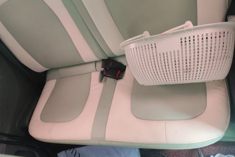 Used Wuling Hongguang MINIEV 2022 Macaron Premium Model – Lithium Iron Phosphate Left Rear Seat