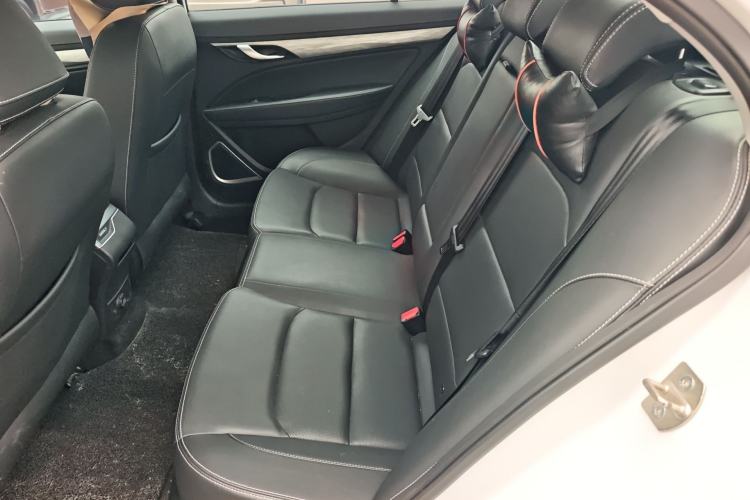 Used Geely Auto Emgrand 2019 Leading Edition 1.5L CVT Upward-Connected Model China VI Standard

