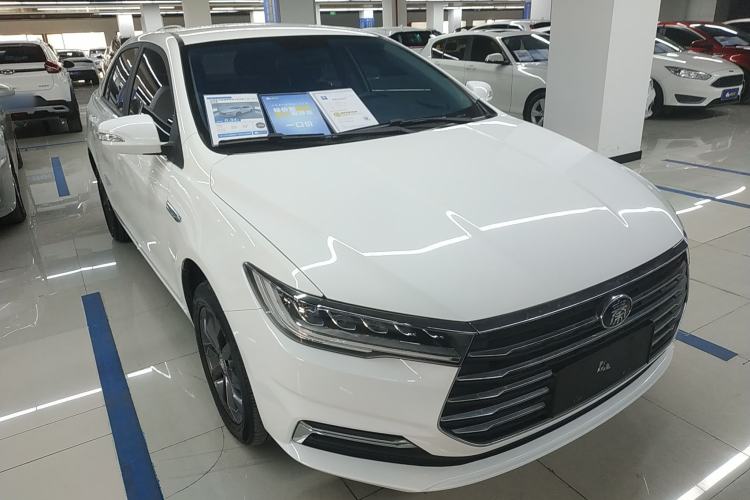 Used BYD Qin 2019 1.5L Automatic Luxury Model Front Right 45 Deg