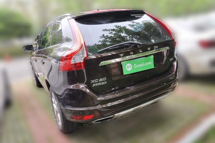Used Volvo XC60 2017 T5 Smart Upgrade Edition Rear Left 45 Deg