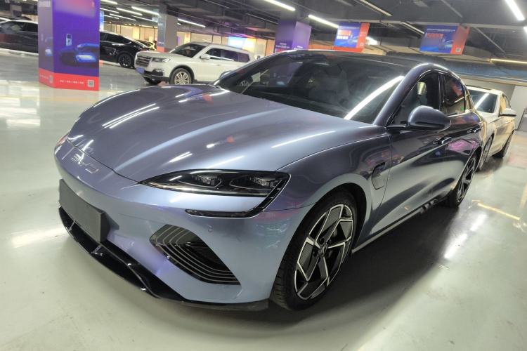 Used BYD Seal 2022 700 km Long-Range Rear-Wheel-Drive Version