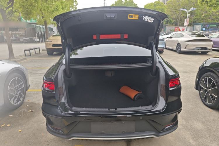 Used BYD Han 2025 EV Intelligent Driving Edition 701KM LiDAR Flagship Model
