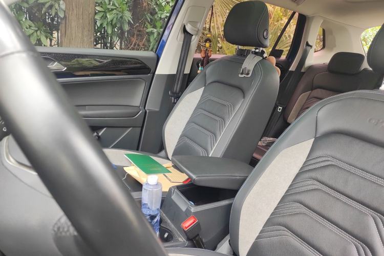 Used Volkswagen Tayron GTE Plug-in Hybrid 2020 1.4T Luxury Model Left Front Seat