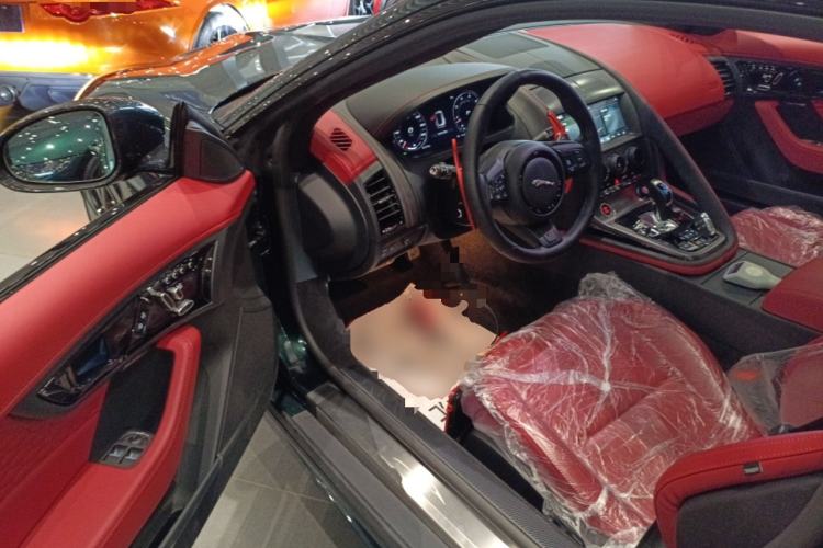 Used Jaguar F-TYPE 2024 P300 75th Anniversary Limited-Edition Hardtop Version Driver Seat