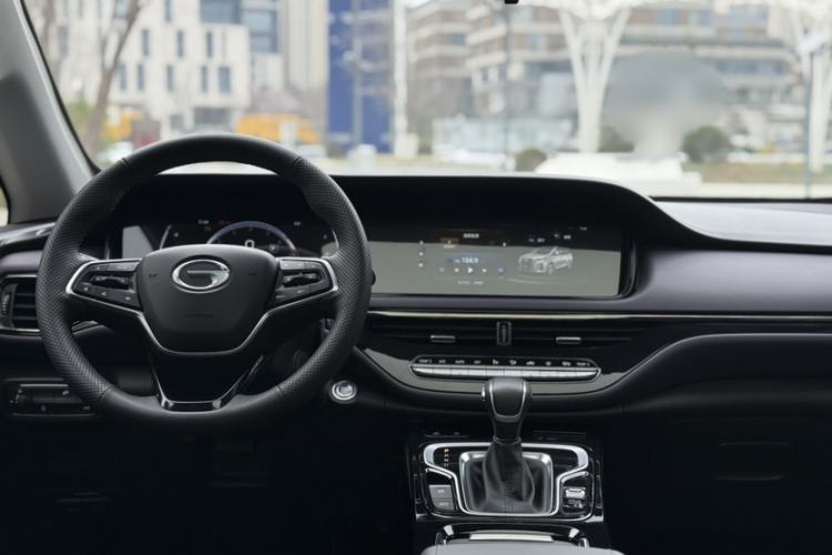 Used GAC Trumpchi M6 2024 MAX 270T WDCT Luxury Edition
