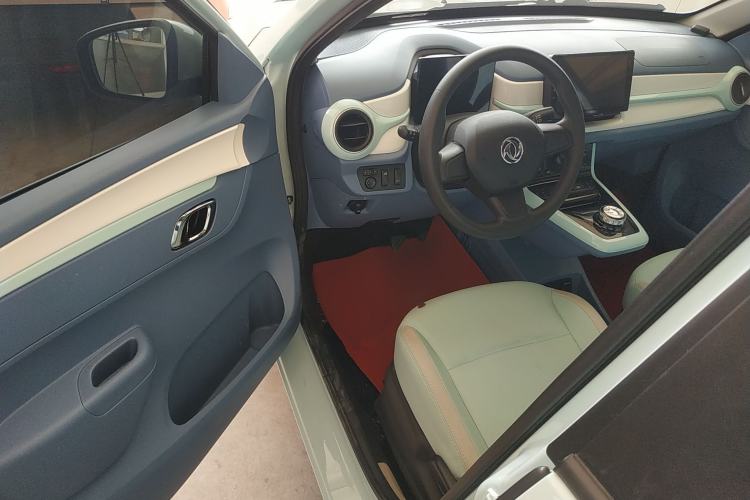 Used Dongfeng NAMMI BOX 2022 Chasing Wind Edition 331 km Standard Model Driver Seat