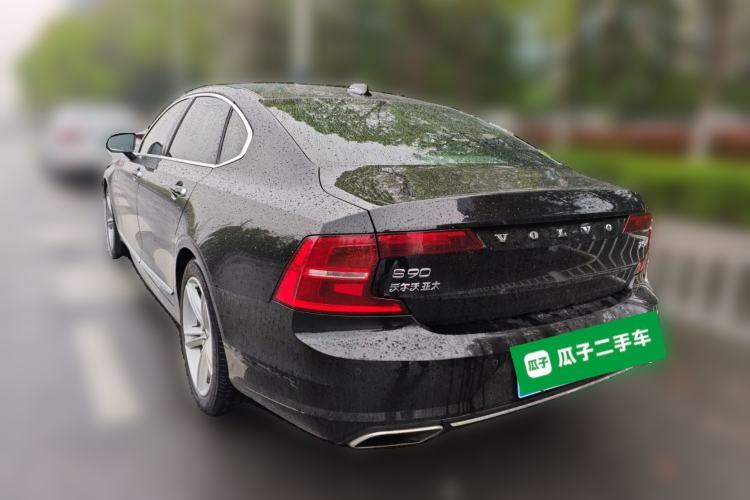 Used Volvo S90 2019 T5 Zhiyi Edition Rear Left 45 Deg