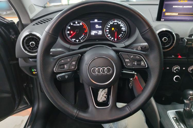 Used Audi A3 2020 Sportback 35 TFSI Fashion Edition China VI Emission Standard