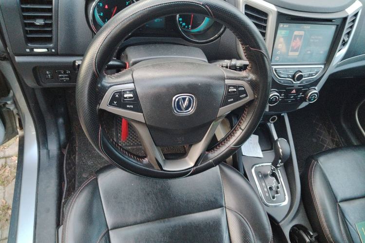 Used CHANGAN CS35 2014 1.6L Automatic Luxury Model China IV Standard
