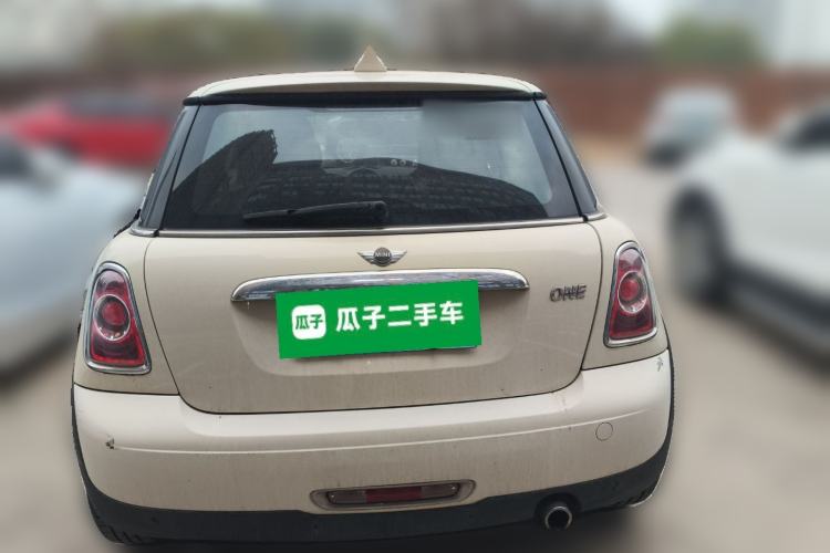 Used MINI 2011 1.6L ONE
