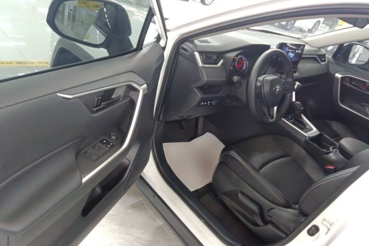 Used Toyota RAV4 2023 2.0L CVT Two-Wheel Drive Urban Edition