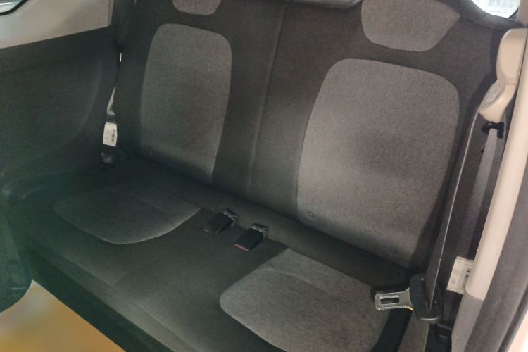 Used Wuling Hongguang MINIEV 2022 Macaron Fashion Edition Lithium-Nickel-Cobalt-Alpha-oxide Left Rear Seat