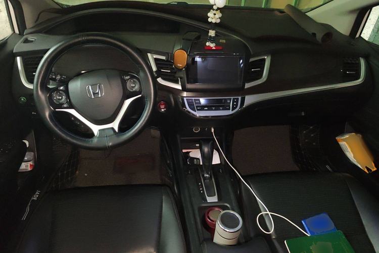 Used Honda Jade 2013 1.8L CVT Luxury Edition 5 seats