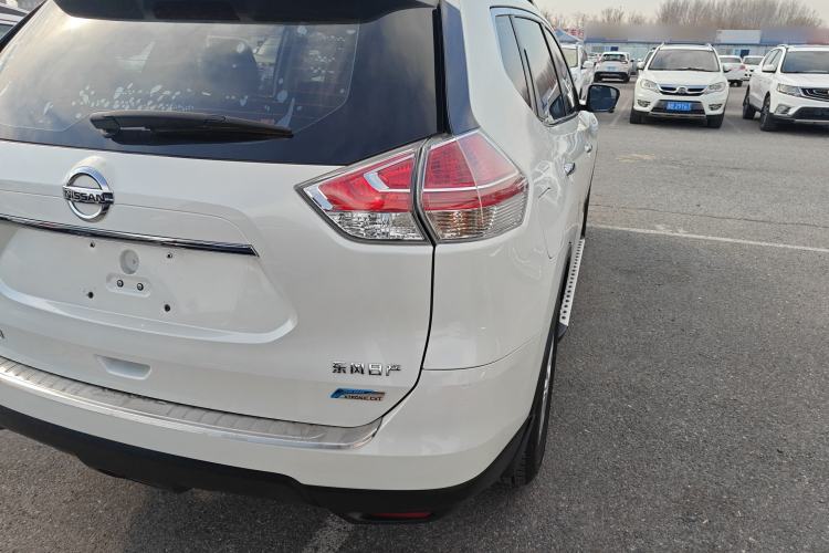 Used Nissan X-Trail 2014 2.5L CVT Luxury Edition 4WD
