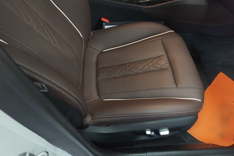 Used BMW 5 Series 2022 Restyled 530Li Leading Edition M Sport Package
