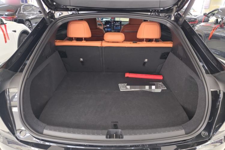 Used ONVO L60 2024 60 kWh All-Wheel Drive
