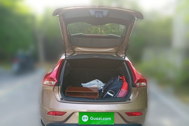Used Volvo V40 2017 T3 Zhiya Edition
