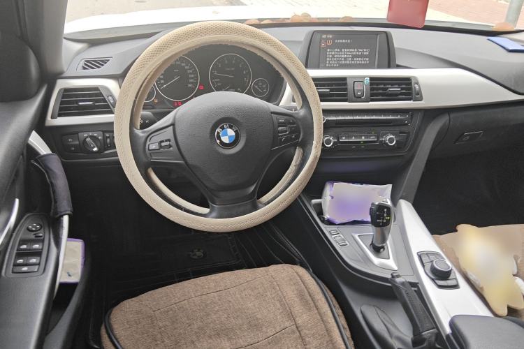 Used BMW 3 Series 2013 320i Active Edition Steering Wheel
