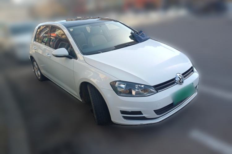 Used Volkswagen Golf 2014 1.6L Automatic Comfort Model Front Right 45 Deg