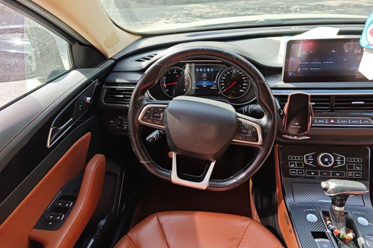 Used Hongqi H5 2018 30TD Smart Connect Dynamic Edition
