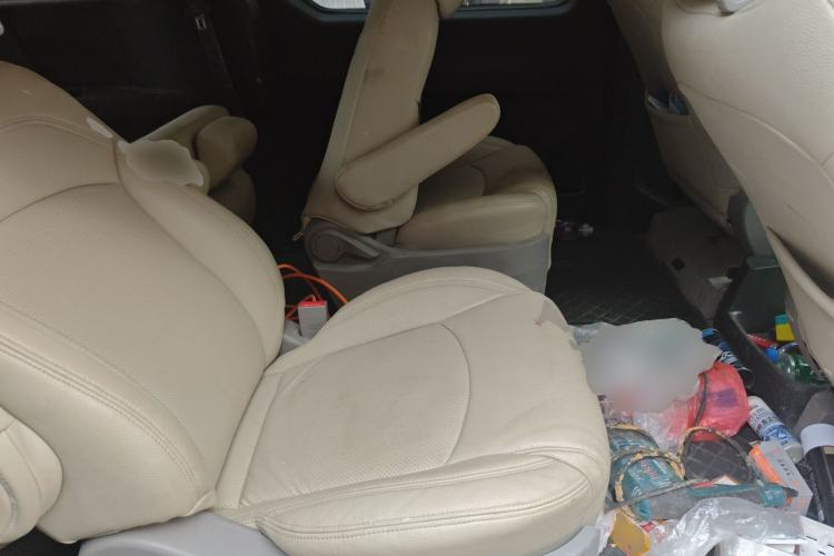 Used SAIC MAXUS G10 2019 Facelift PLUS 2.0T Automatic Smart Edition China VI Standard Left Rear Seat