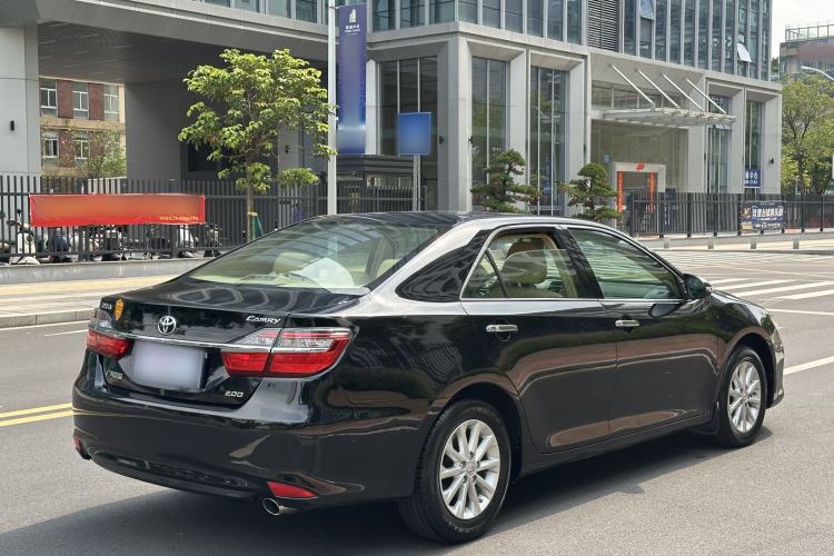 Used Toyota Camry 2015 2.0G Premier Edition Exterior 3
