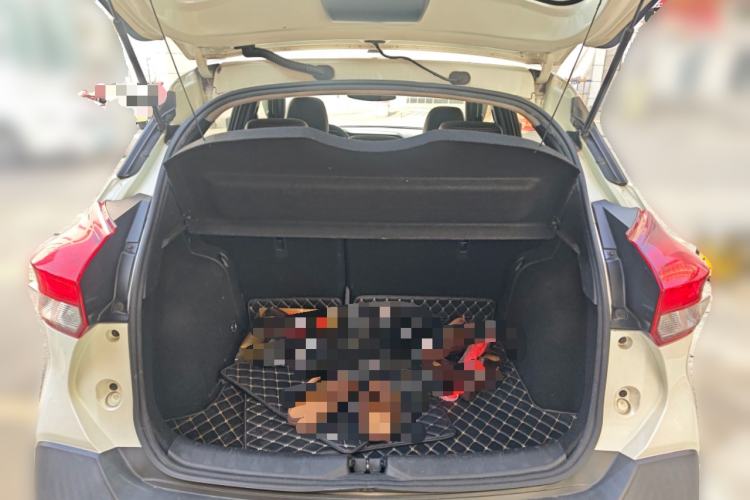 Used Nissan Kicks 2019 1.5L CVT Smart Connect Deluxe Edition