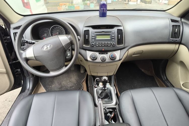 Used Hyundai Celesta 2015 1.6L Manual Comfort Model
