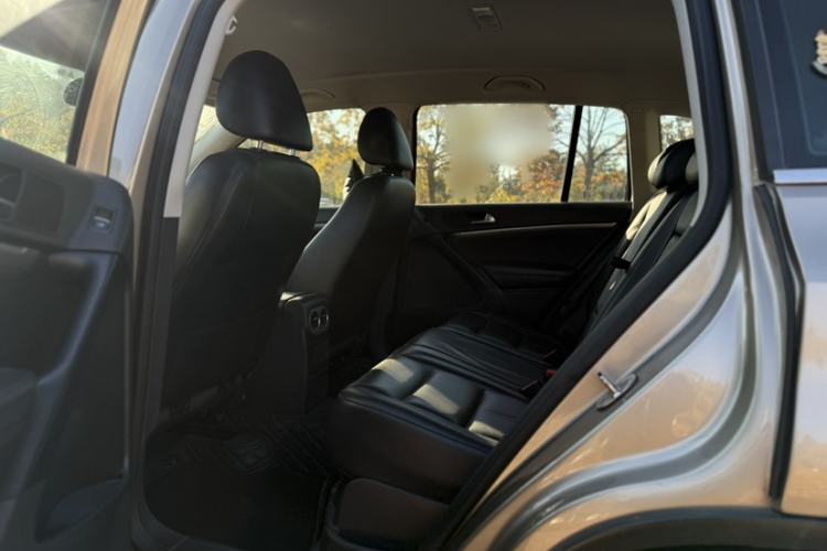 Used Volkswagen Tiguan L 2015 1.8TSI Automatic Two-Wheel Drive Comfort Edition