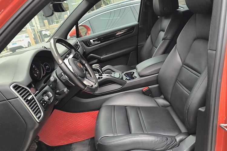 Used Porsche Cayenne 2019 Cayenne 3.0T Left Front Seat