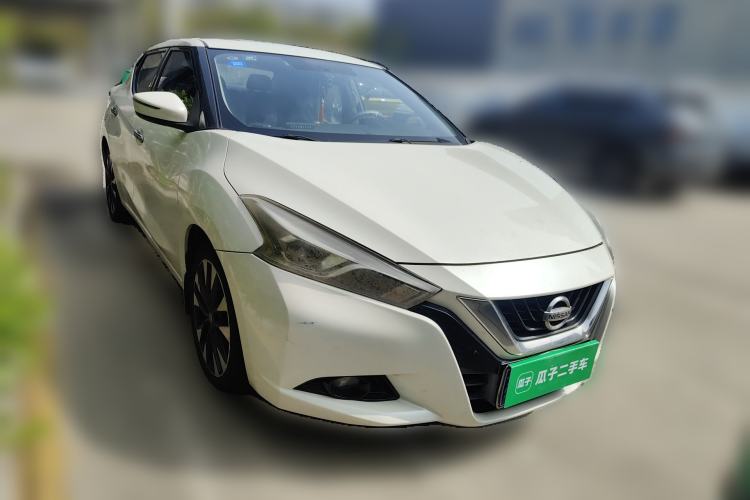 Used Nissan Lannia 2016 1.6L CVT Smart Cool Edition Front Right 45 Deg