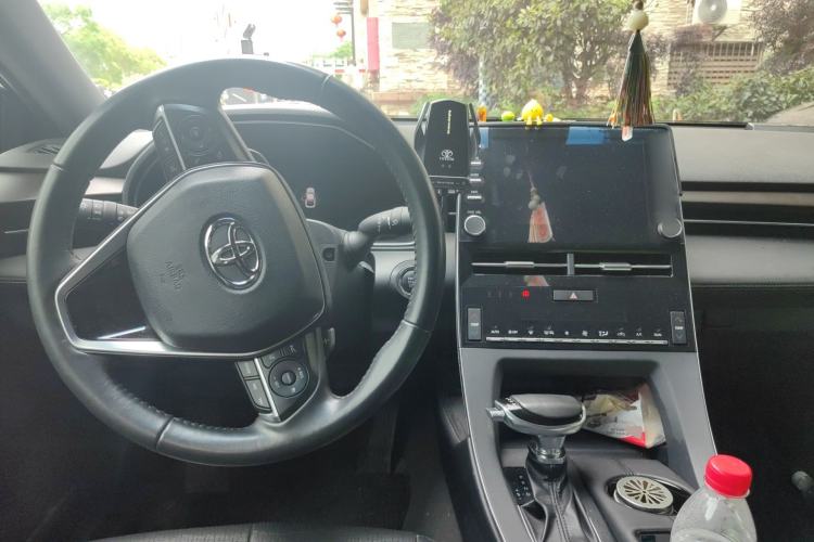 Used Toyota Avalon 2021 2.5L Luxury Edition Center Console