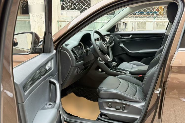 Used Skoda Kodiaq 2017 TSI330 7-Seater Two-Wheel-Drive Luxury Edition
