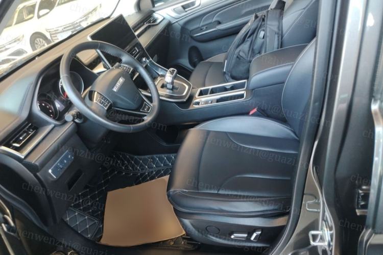 Used Haval M6 2021 PLUS 1.5T DCT Prestige Smart Connectivity Model
