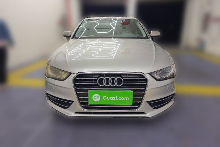 Used Audi A4L 2016 35 TFSI Collector's Edition Automatic Standard Model
