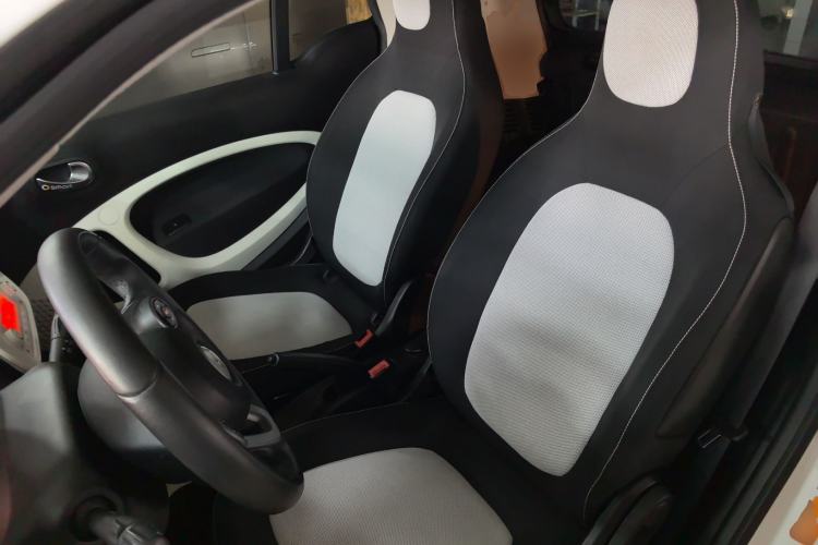 Used smart fortwo 2015 1.0L 52 kW Hardtop Passion Edition