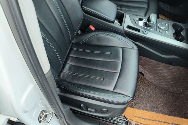 Used Audi A4L 2018 30th Anniversary Edition 40 TFSI Trendy Model
