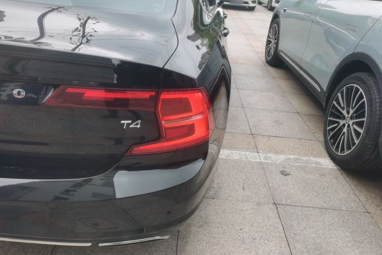 Used Volvo S90 2017 T4 Zhiyuan Edition Exterior 3