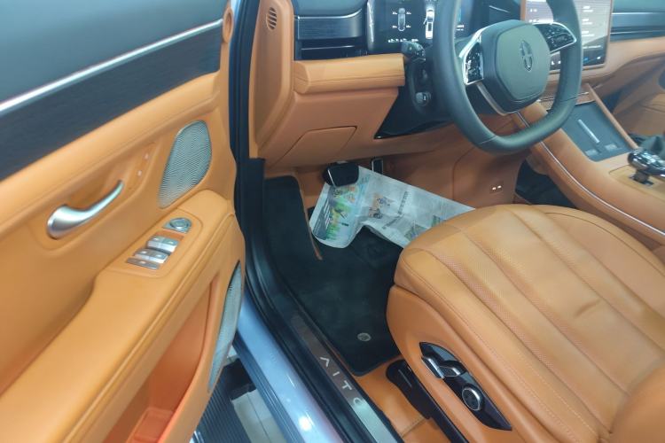 Used Hima AITO M7 2024 1.5T Four-Wheel Drive Plus Version 5 Seats Driver Seat