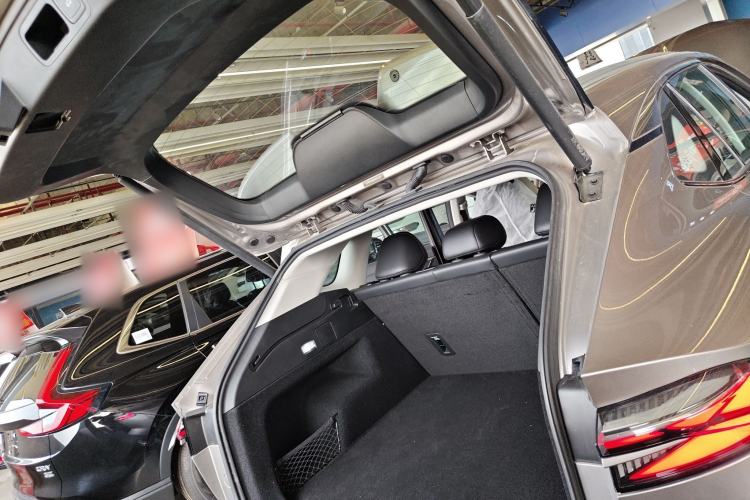 Used Roewe RX5 New Energy 2023 eRX5 Super Hybrid Premium Edition Trunk